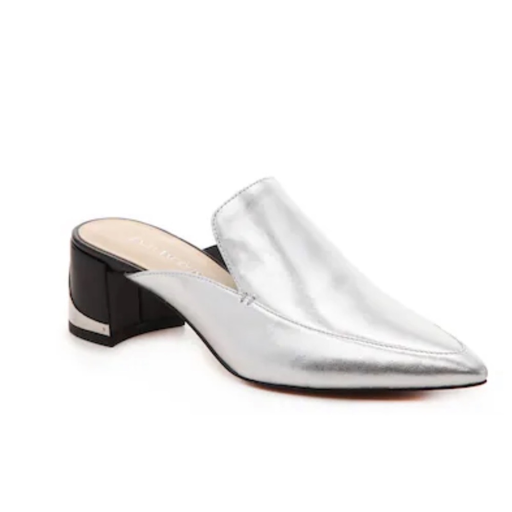 Enzo Angiolini Dellwin Mule